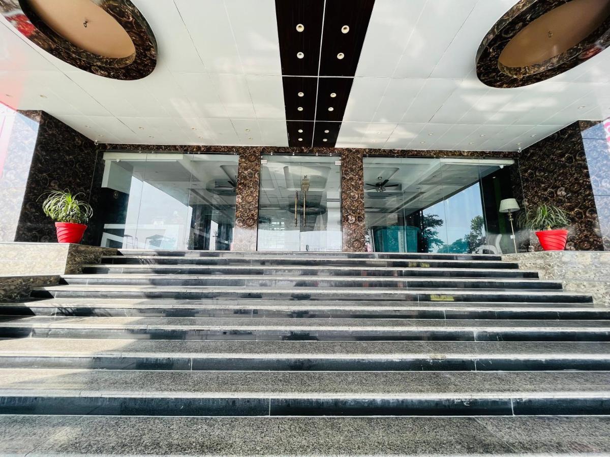 The Grand Lajja - All Staff Vaccinated Hotel Bahadrabad Exterior photo